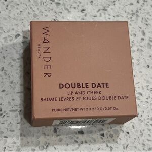 WANDER NEW Double Date Lip and Cheek in Honeymoon / Swipe
